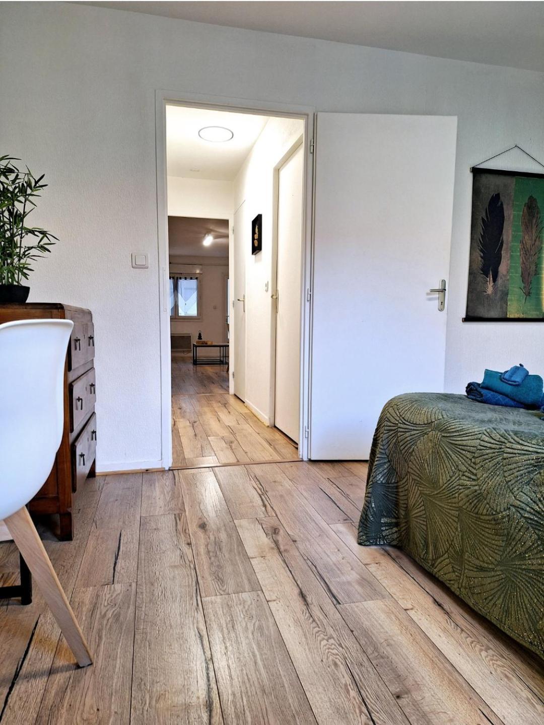 אנגולם Appartement Cosy Proche Gare - Fibre Optique Et Parking מראה חיצוני תמונה