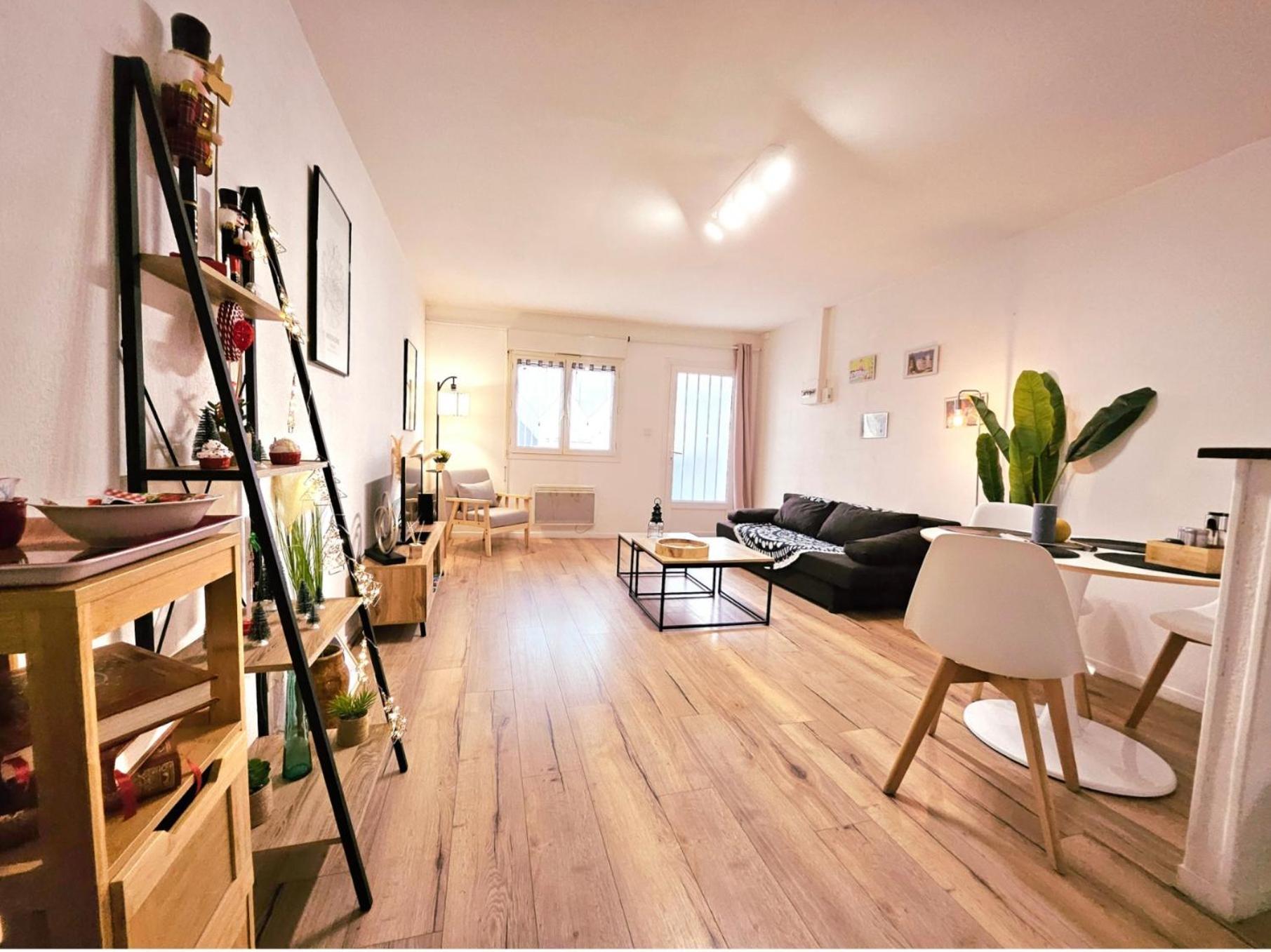 אנגולם Appartement Cosy Proche Gare - Fibre Optique Et Parking מראה חיצוני תמונה